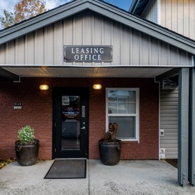 Barkley Leasing Office